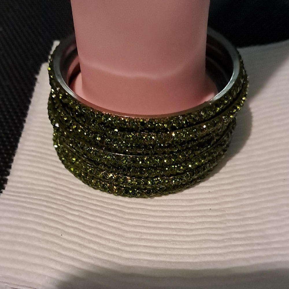 Elegant Olive Green Bangle Set Of 7 - Picture 2 of 6